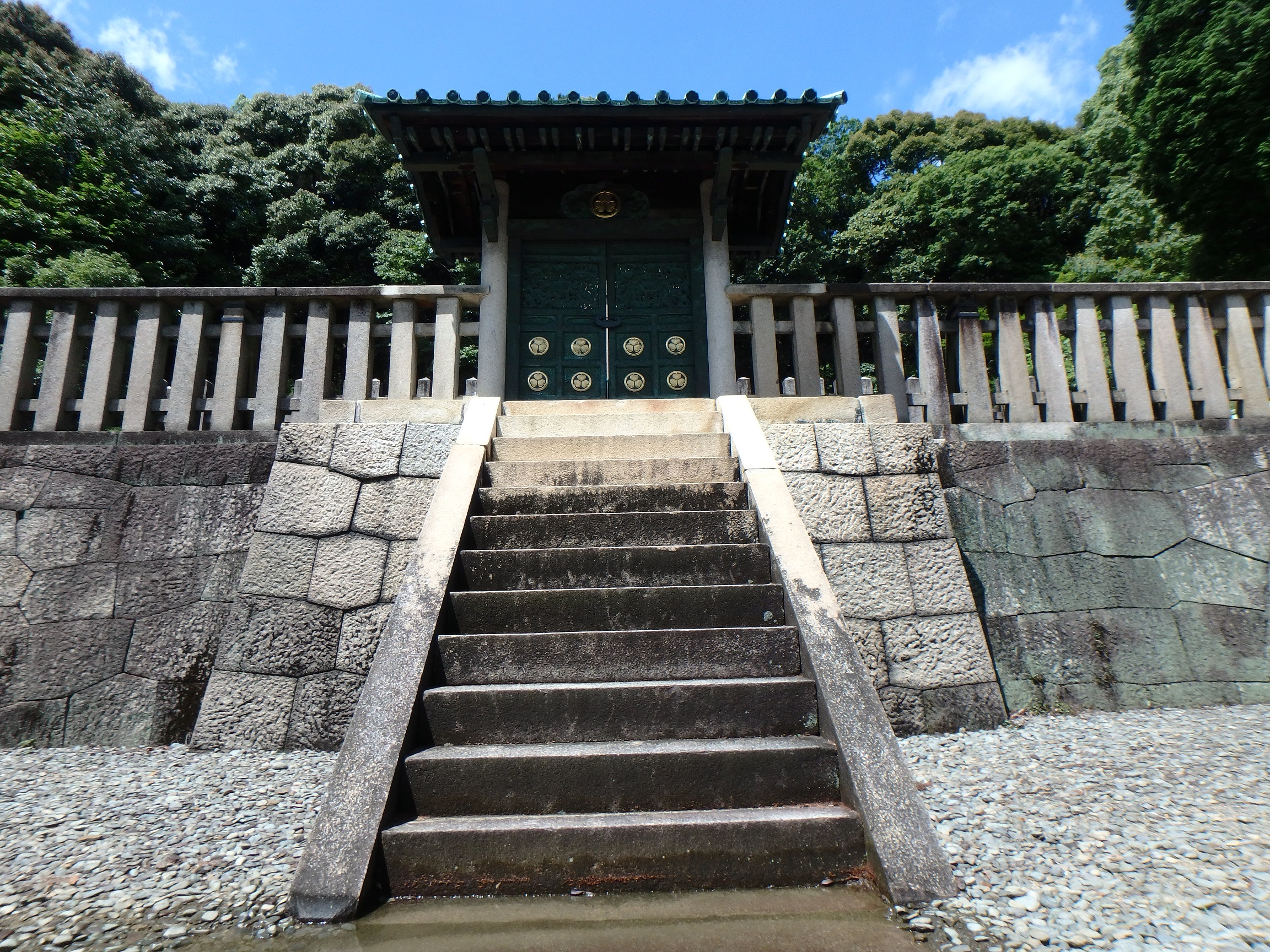 お寺に行ってみました。
