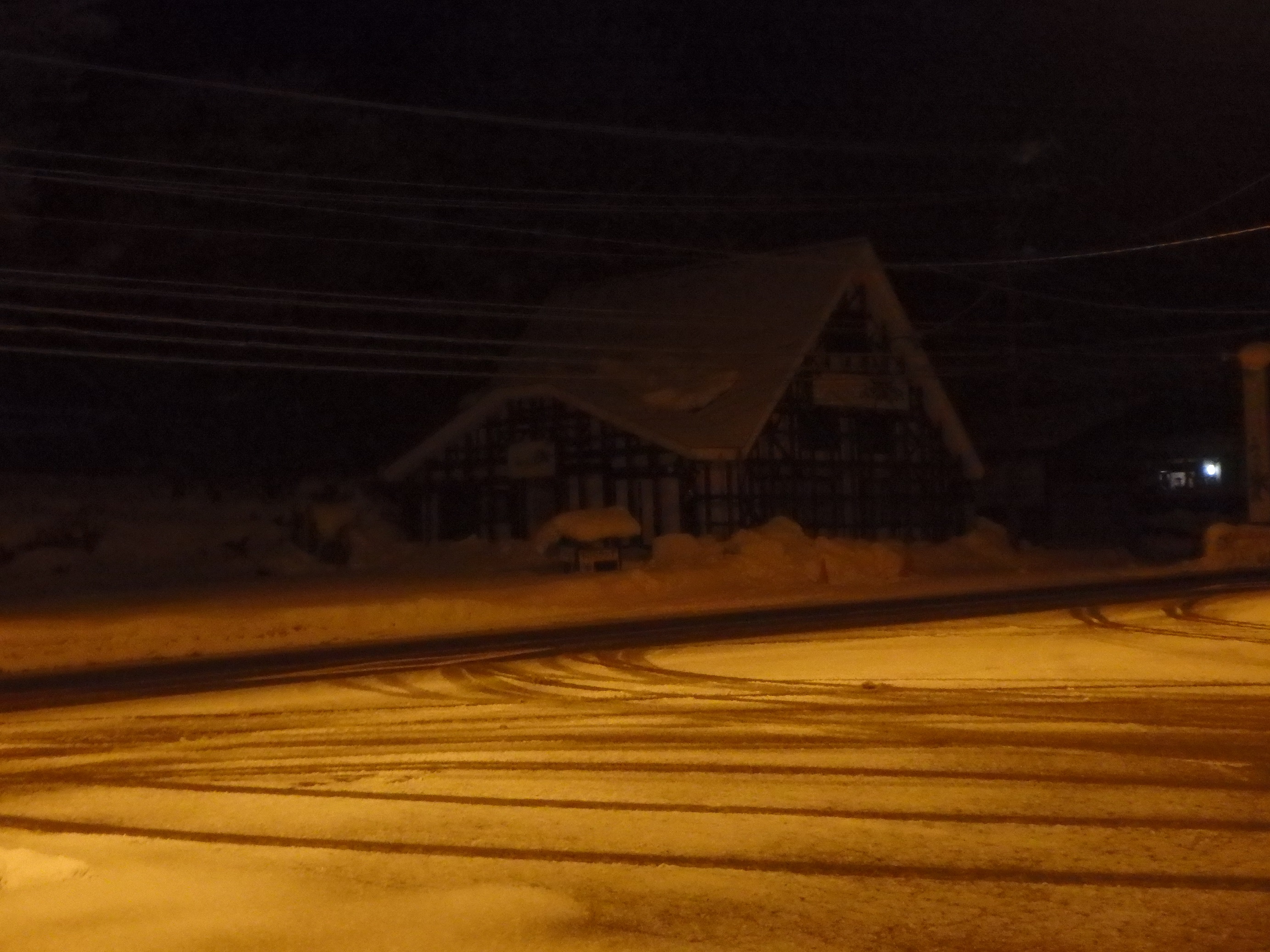 雪道のドライブ