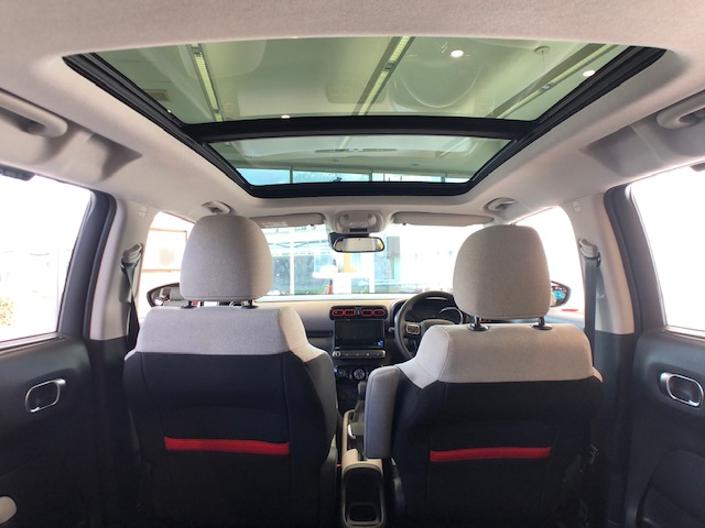 展示車紹介～C3 AIRCROSS SHINE～